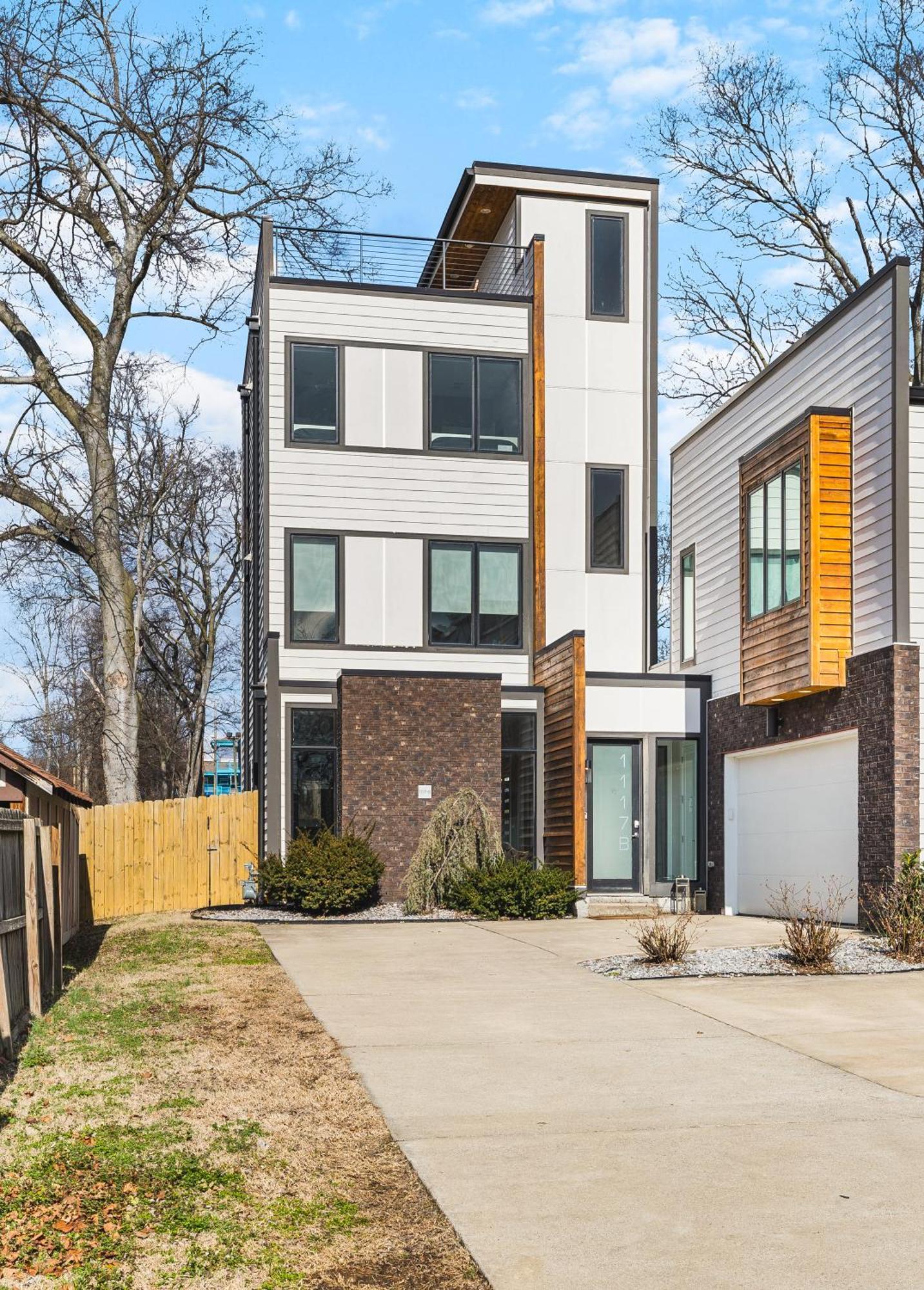 Modern Luxury Rooftop Deck, 3 Mi To Downtown Holiday home *
