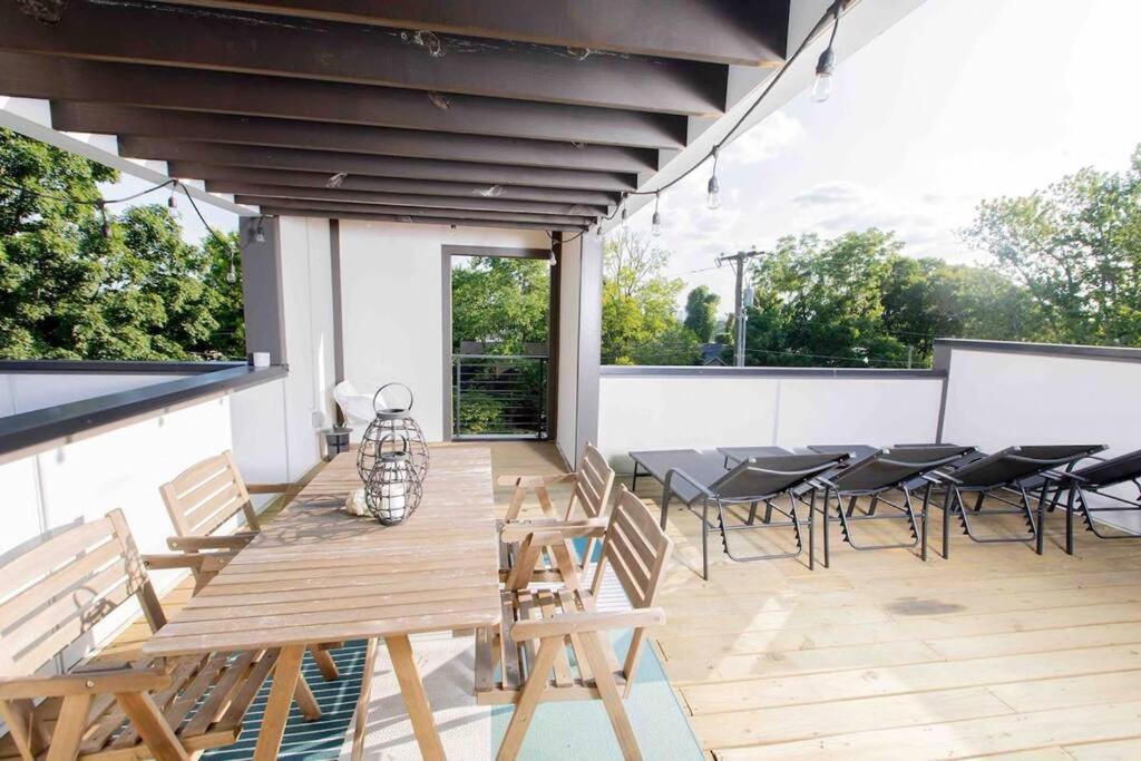 Modern Luxury Rooftop Deck, 3 Mi To Downtown
