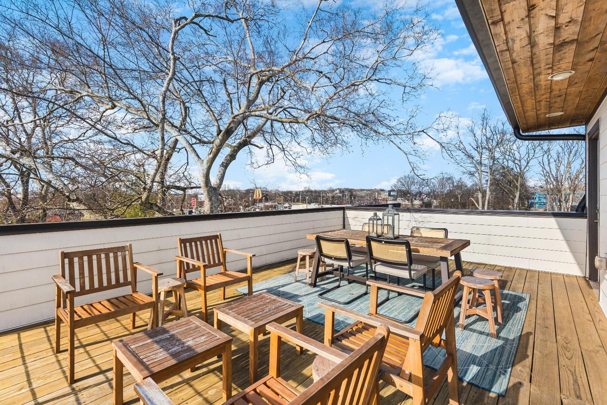 Modern Luxury Rooftop Deck, 3 Mi To Downtown *